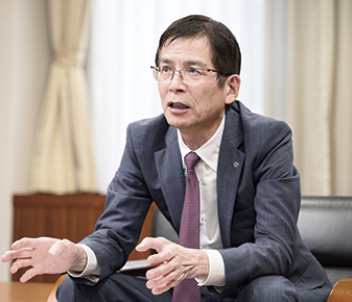 President and Representative Director Shigemi Urata