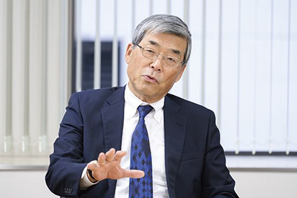 Outside Director Kenji Tani